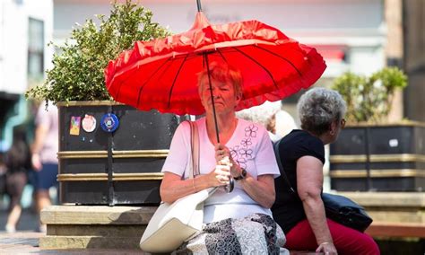 manila exposed1|Heat exposure of older people across the world to double by .
